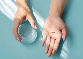 N-アセチルシステイン（NAC）とは？健康効果、リスク、その他の情報